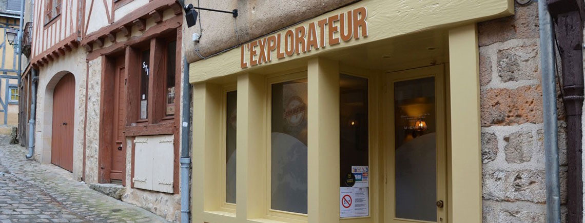 enseigne-lexplorateur