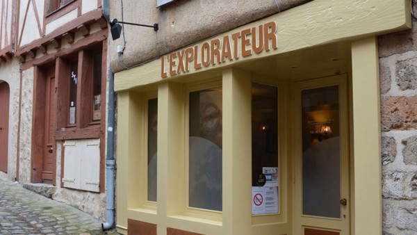 enseigne-lexplorateur